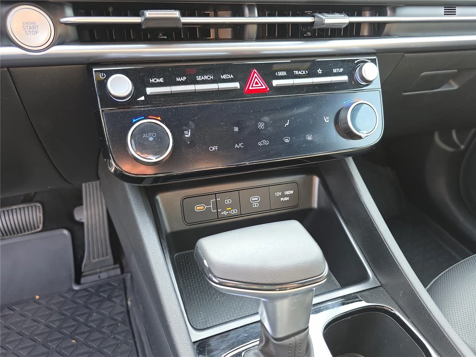 Used 2025 Blue Stone Hyundai SEL image 26
