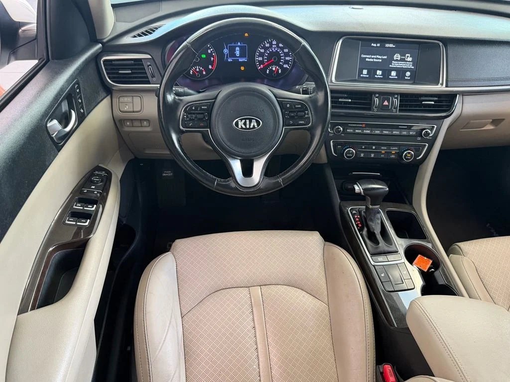 Used 2018 White Kia EX image 12