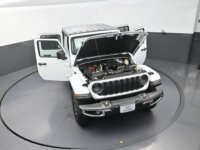 New 2026 Bright White Clear-Coat Exterior Paint Jeep 85th Anniversary Edition image 31