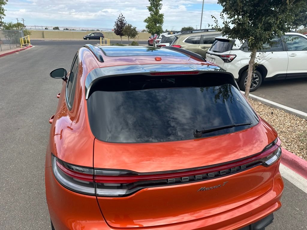 Used 2024  Porsche T image 10