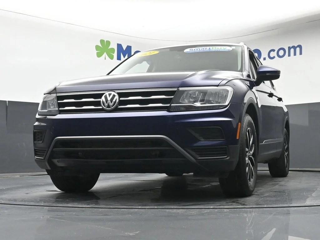Certified Used 2021 Blue Volkswagen 2.0T SE image 7