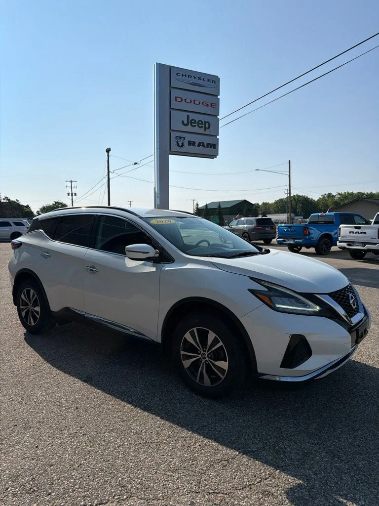 Used 2020 White Nissan S image 3