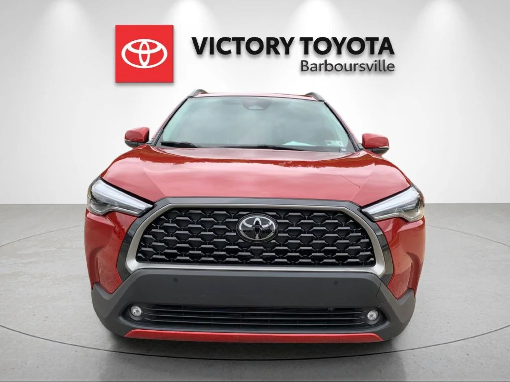 Used 2024 Red Toyota XLE image 8