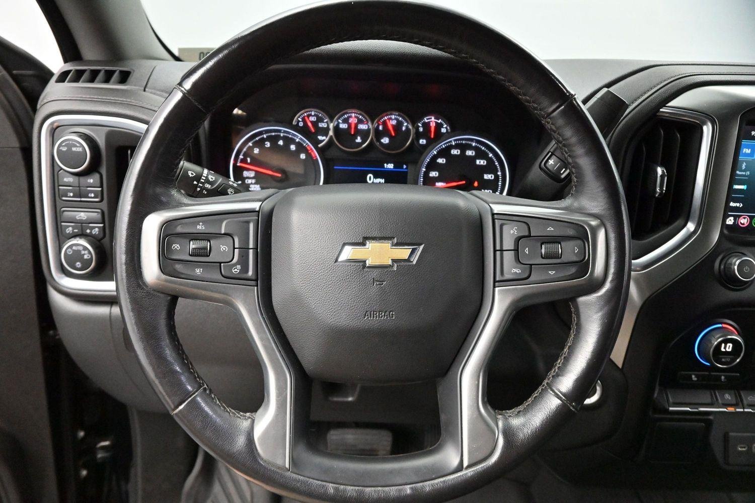 Used 2022 Black Chevrolet LT image 15