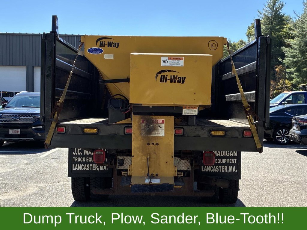 Used 2017 Black Ford XL image 6