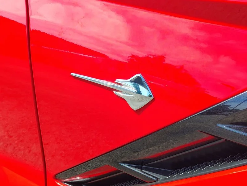 Used 2017 Red Chevrolet Stingray image 15