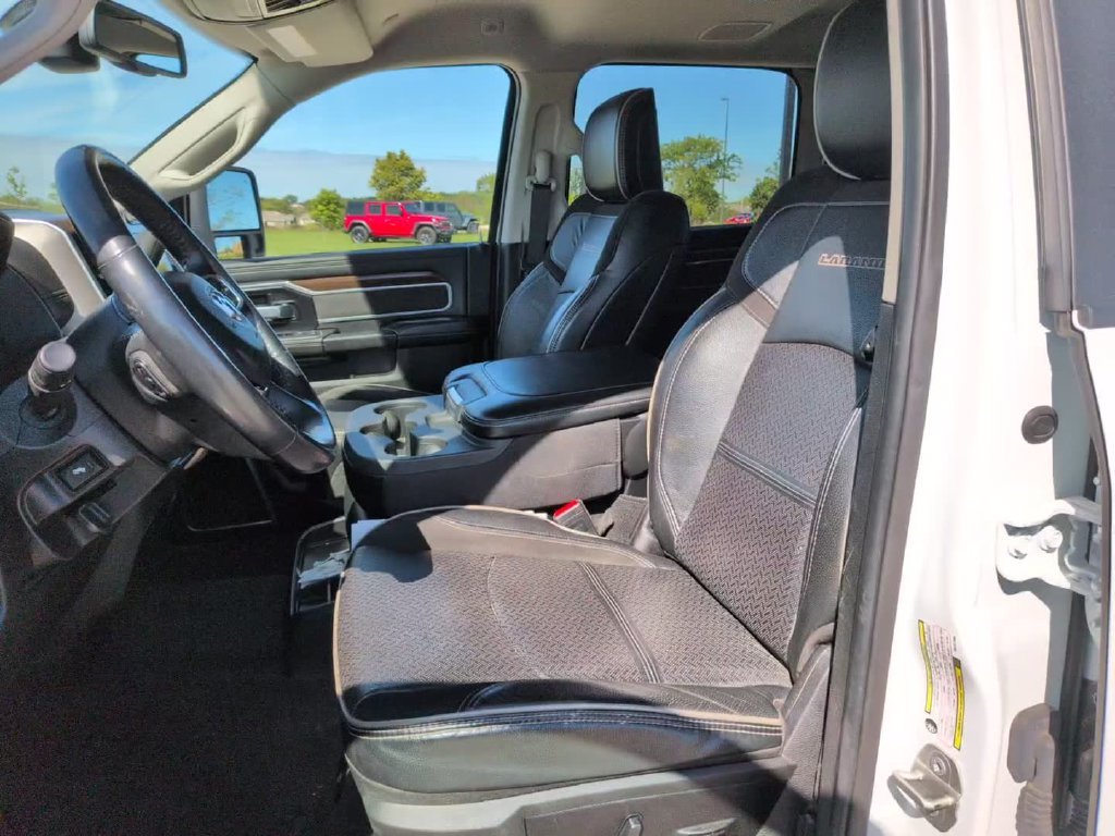 Used 2024 White Ram Laramie image 17