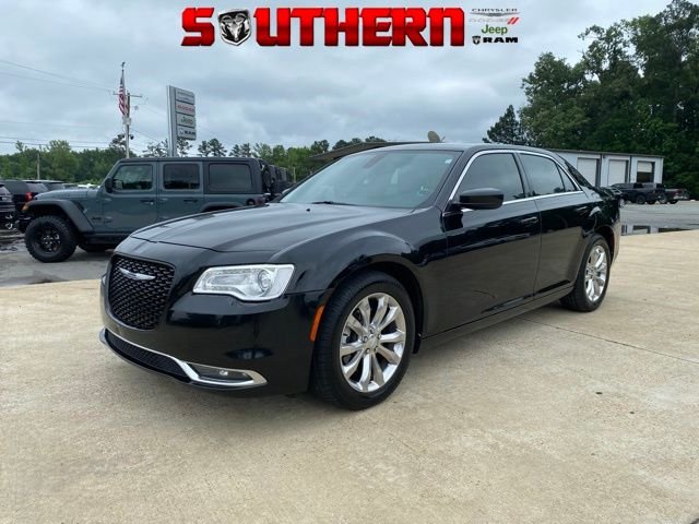 2017 Chrysler 300 Limited AWD's photo
