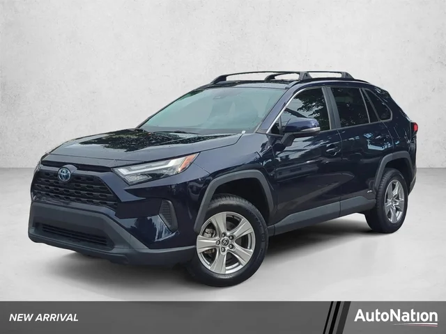 2022 Toyota RAV4 Hybrid XLE