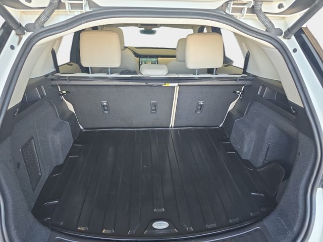 Certified Used 2025 White Land Rover S image 14
