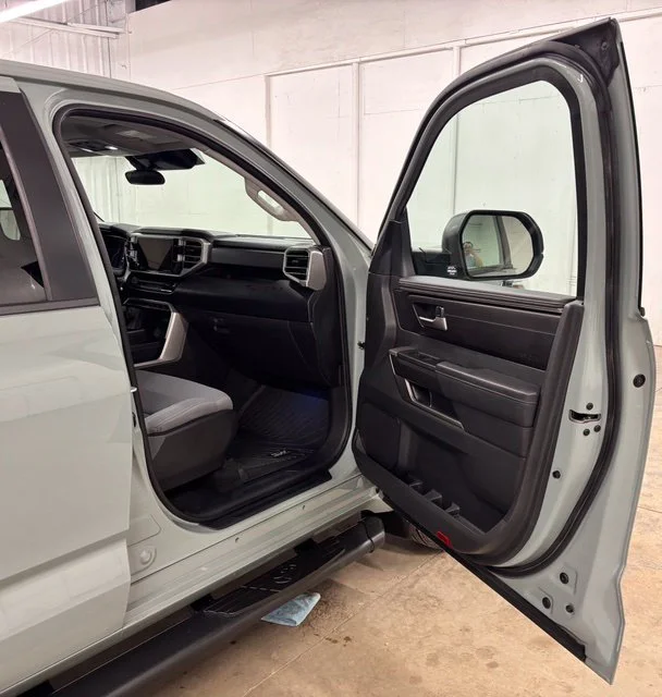Used 2024  Toyota SR5 image 17