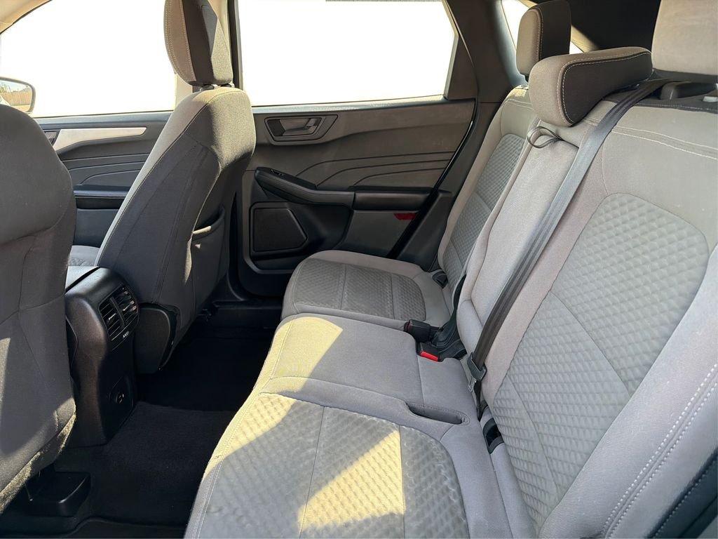 Used 2022 Iced Blue Silver Metallic Ford SE image 11