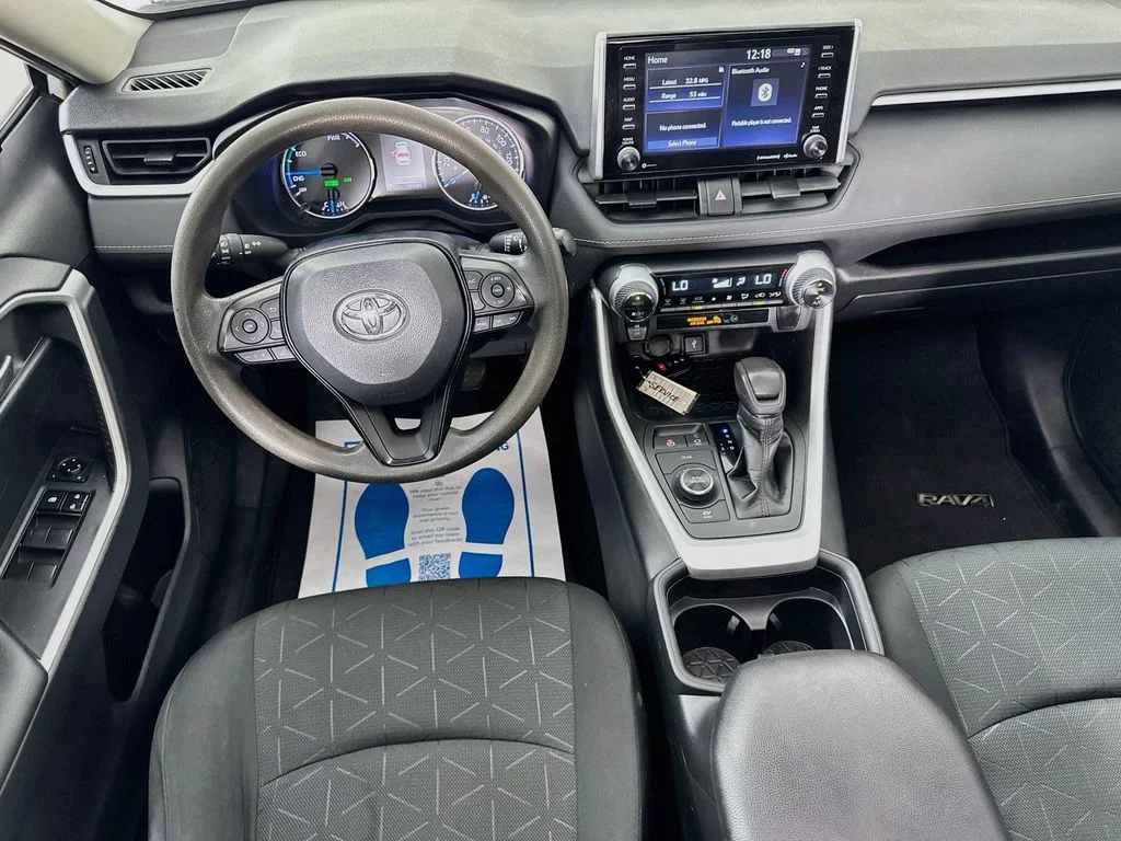 Used 2021 Super White Toyota XLE image 27