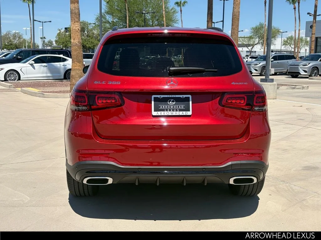 Used 2022 Red Mercedes-Benz GLC 300 image 5