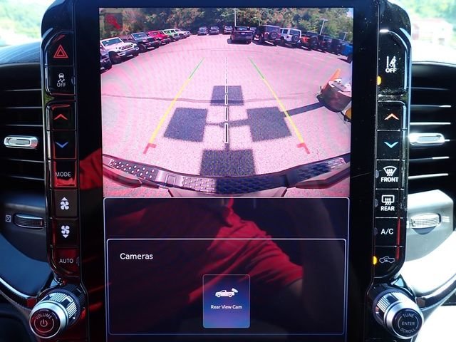 New 2026 Molten Red Pearl-Coat Exterior Paint RAM Laramie image 20