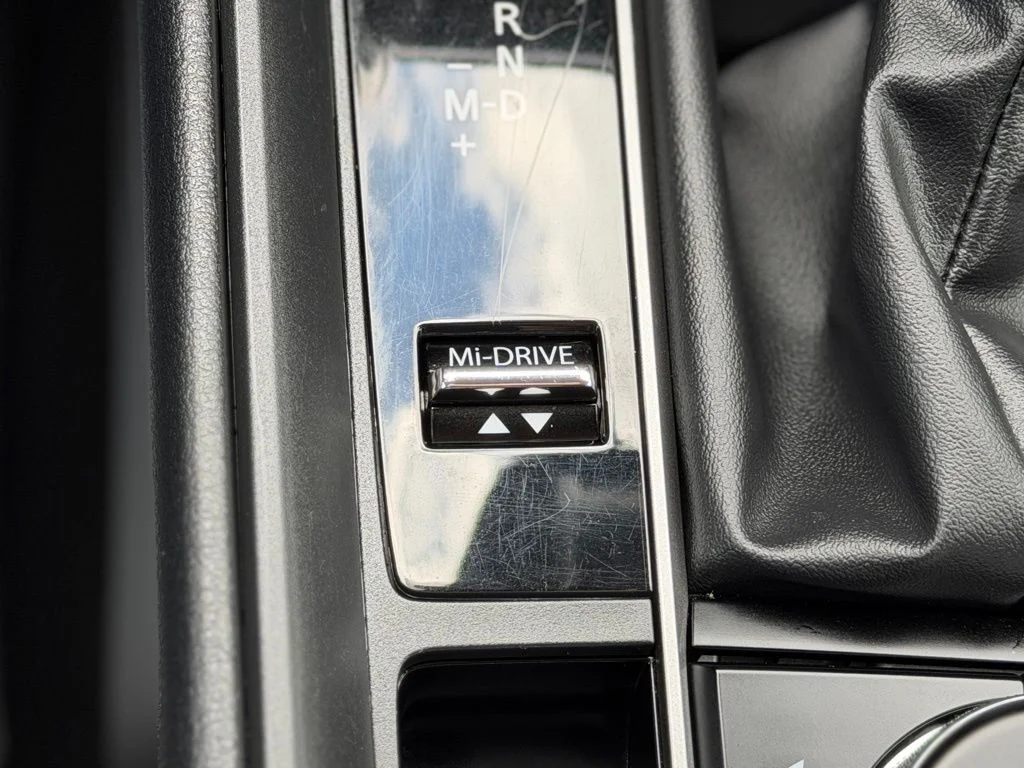 Used 2025 Beige Mazda 2.5 S Select Package image 18