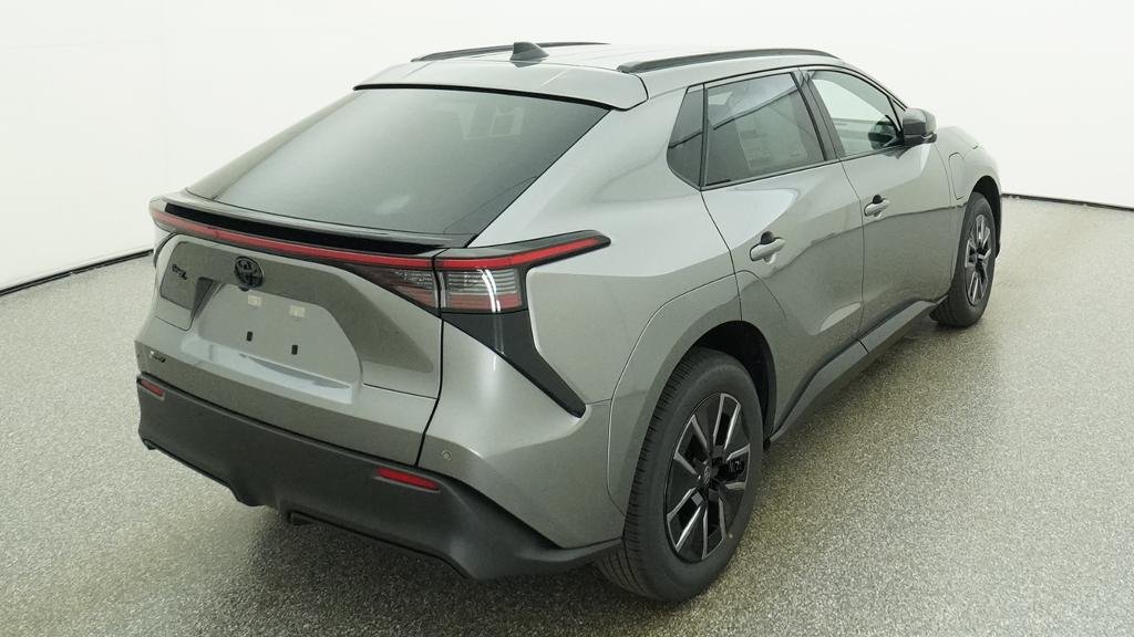 New 2027 Heavy Metal Toyota XLE image 22