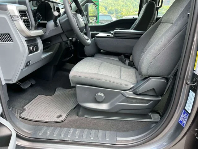 New 2027 Carbonized Gray Metallic Ford F-350® XL image 21