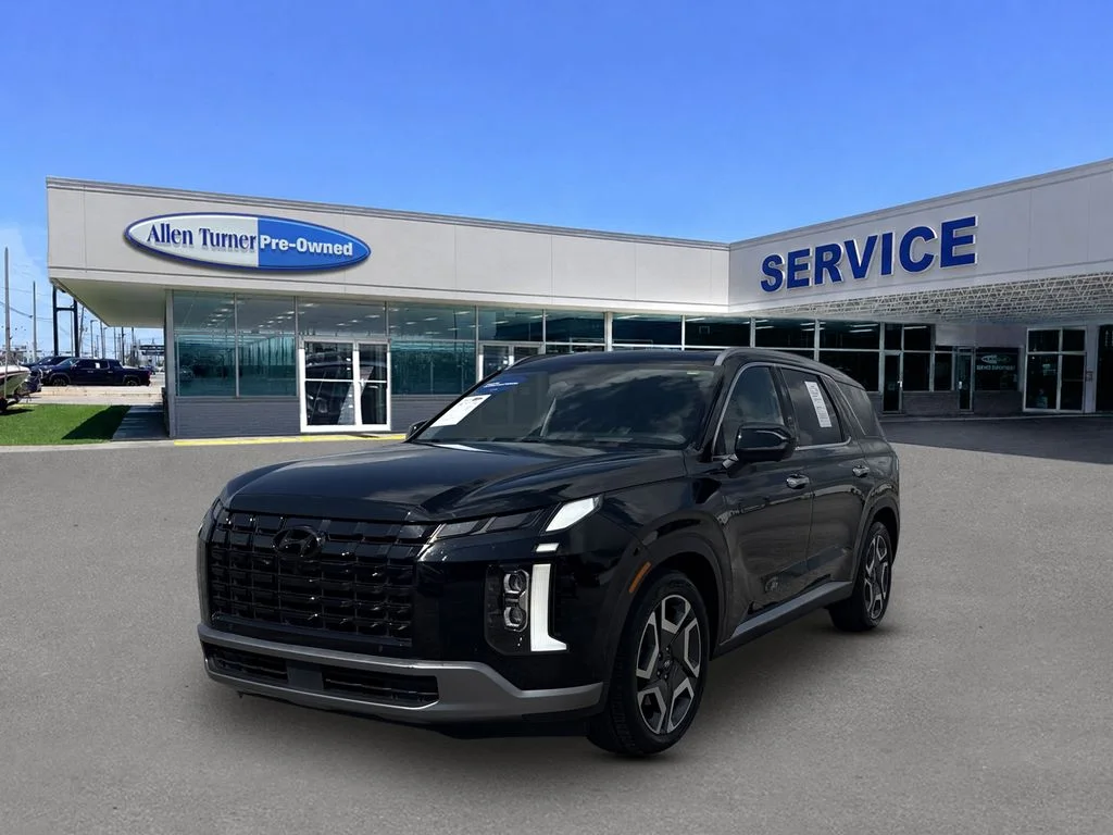 Used 2023 Abyss Black Pearl Hyundai Limited image 3