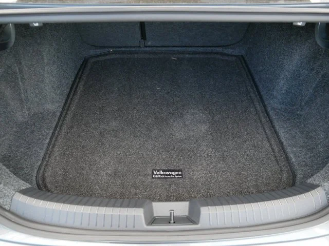 Certified Used 2023 Gray Volkswagen 1.5T SE image 18