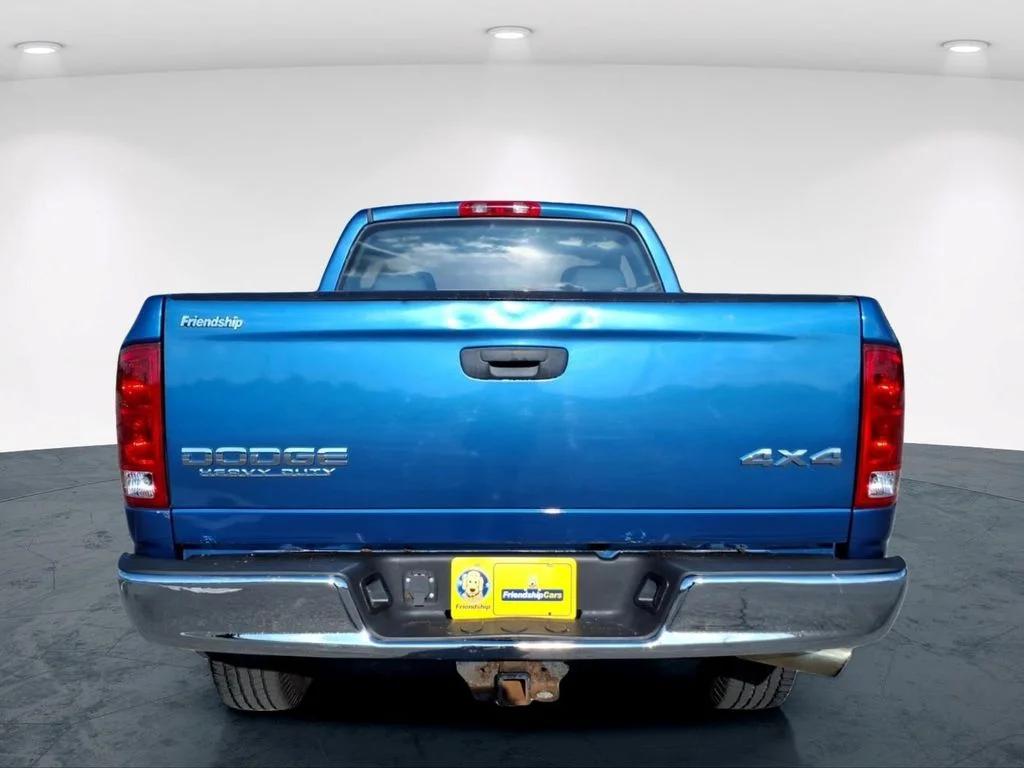 Used 2004 Blue Dodge SLT image 7