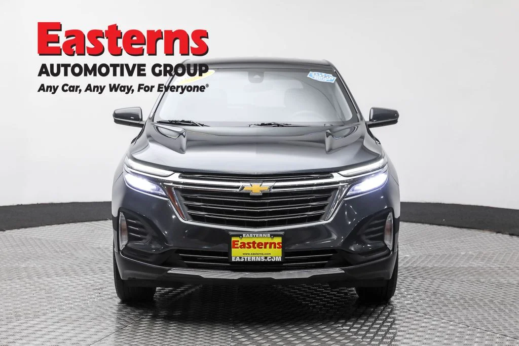 Used 2023 Gray Chevrolet LT image 2