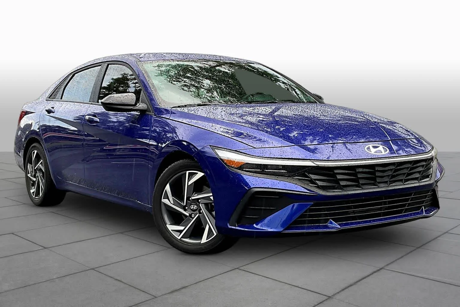 Used 2025 Intense Blue Hyundai SEL Sport image 3