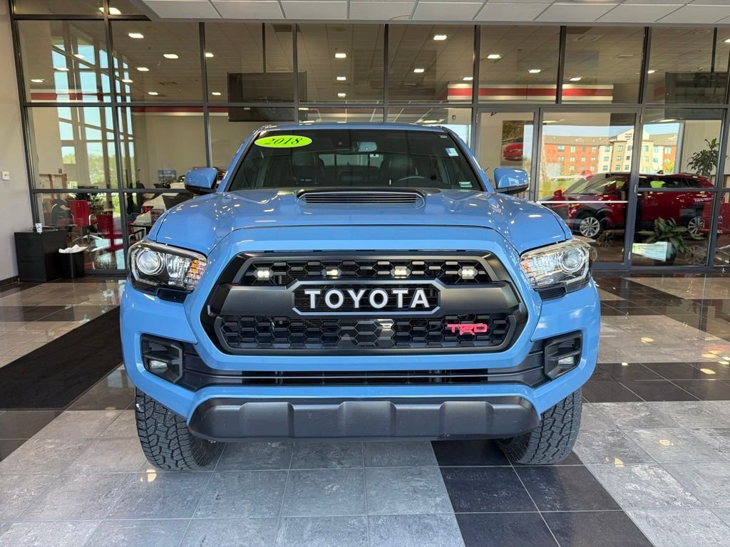 Used 2018 Toyota Tacoma TRD Pro with VIN 5TFCZ5AN9JX159621 for sale in Kansas City