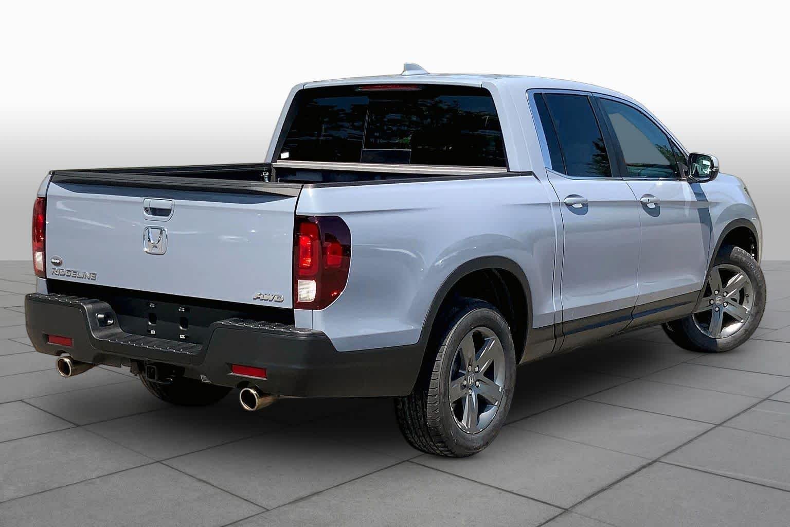 Certified Used 2023 Sonic Gray Pearl Honda RTL image 13