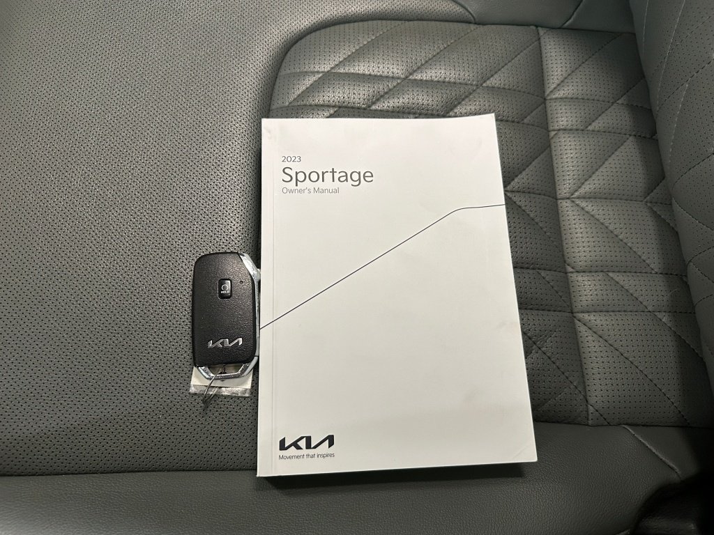 Used 2023 Black Kia X-Line image 4
