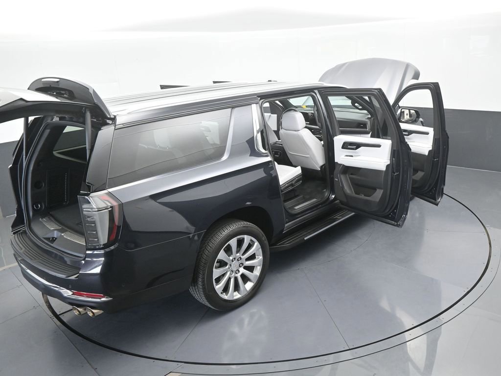 2025 Chevrolet Suburban Premier - Photo 72