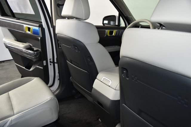 New 2027 White Hyundai Limited image 36
