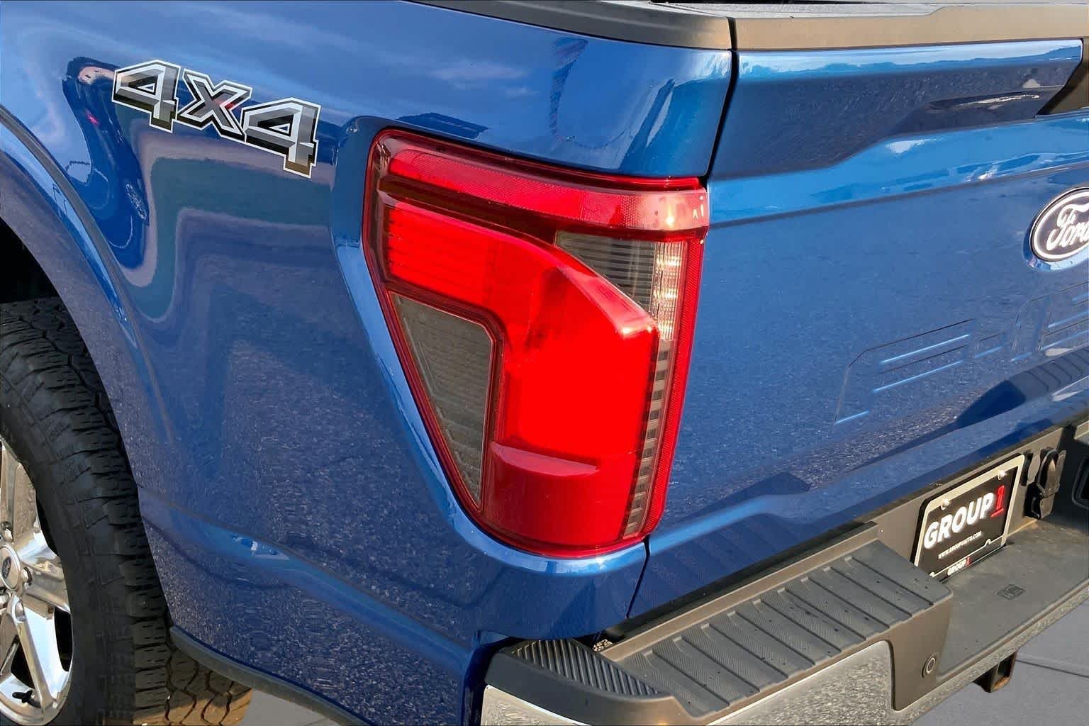 Used 2025 Atlas Blue Metallic Ford XLT image 27