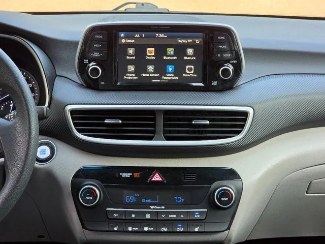 Used 2019 Gray Hyundai SEL image 27