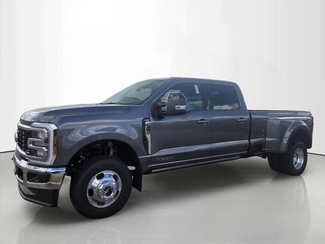 2026 Ford Super Duty F-350 Lariat