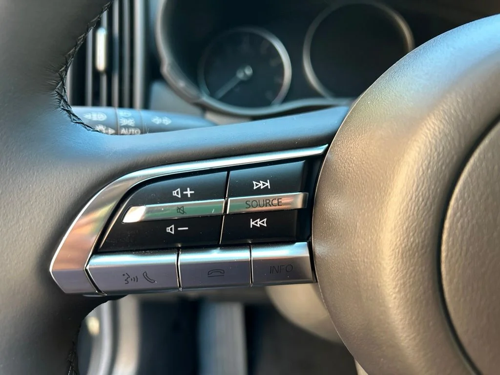 New 2026 Jet Black Mica Mazda 2.5 S Preferred image 17