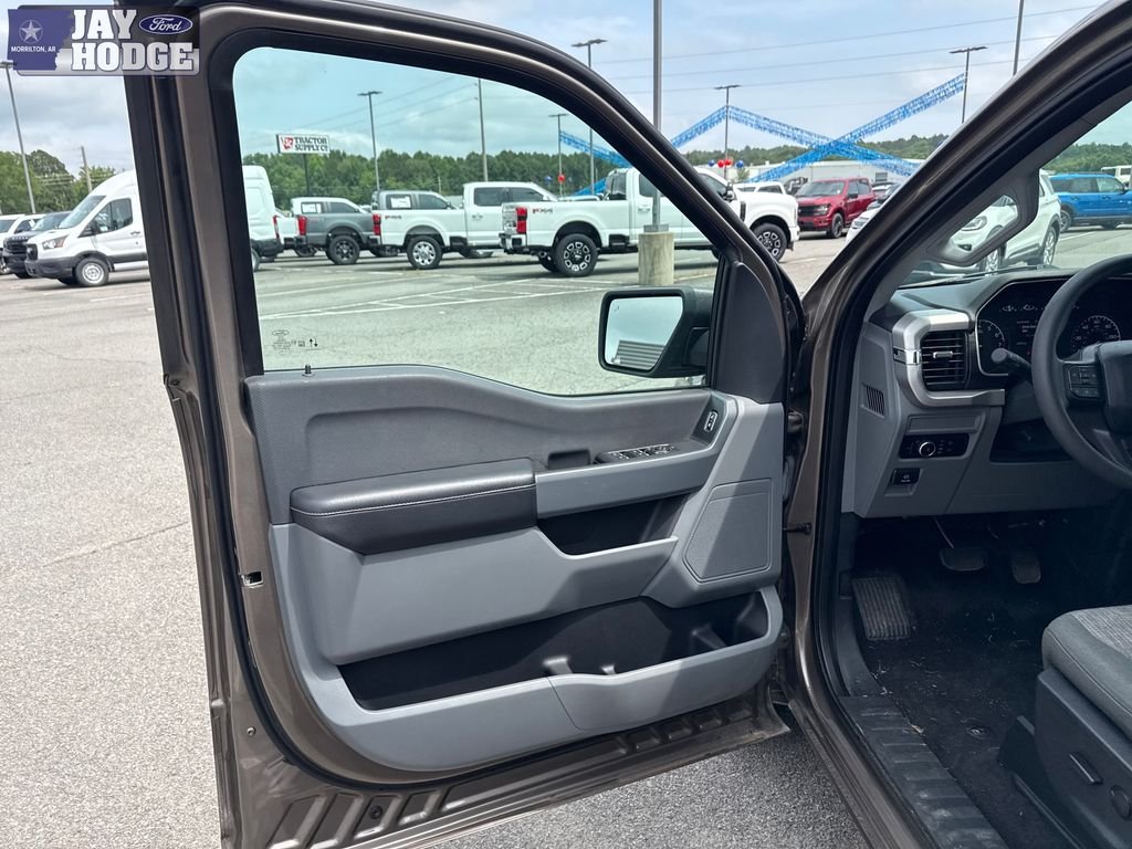 Used 2023 Gray Ford XLT image 22