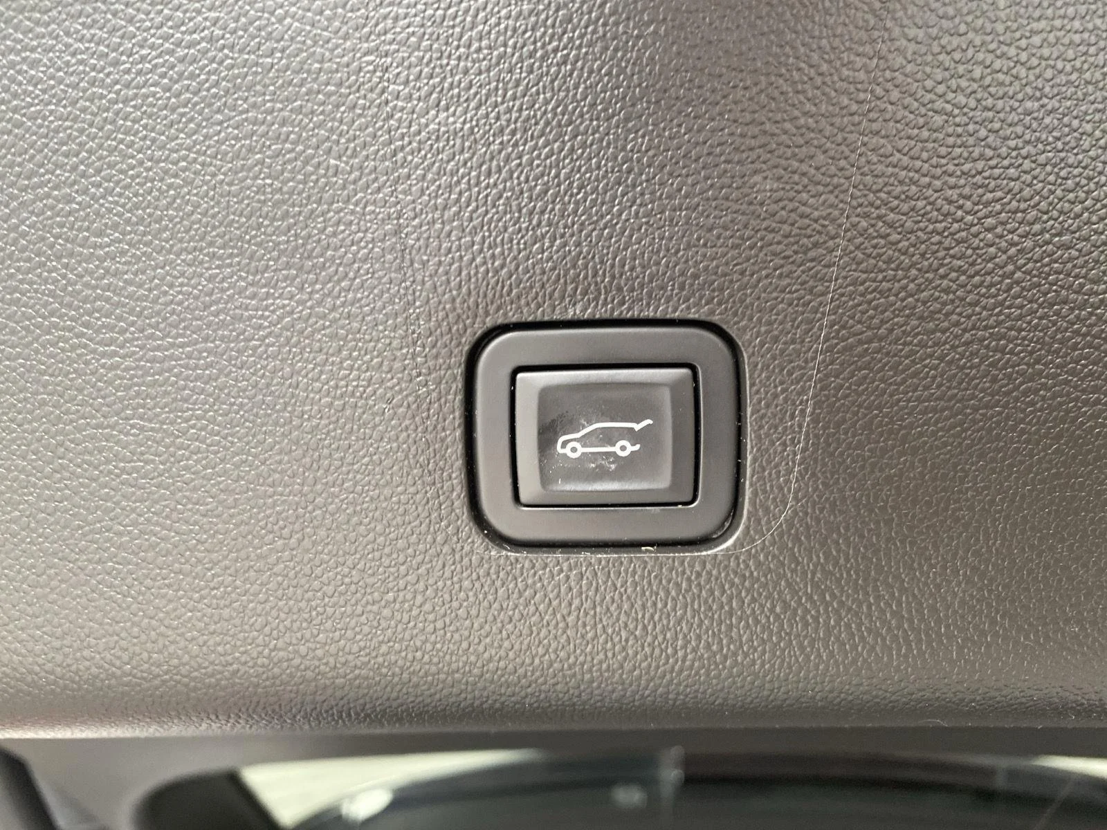 Used 2019 Satin Steel Metallic Chevrolet Premier image 8