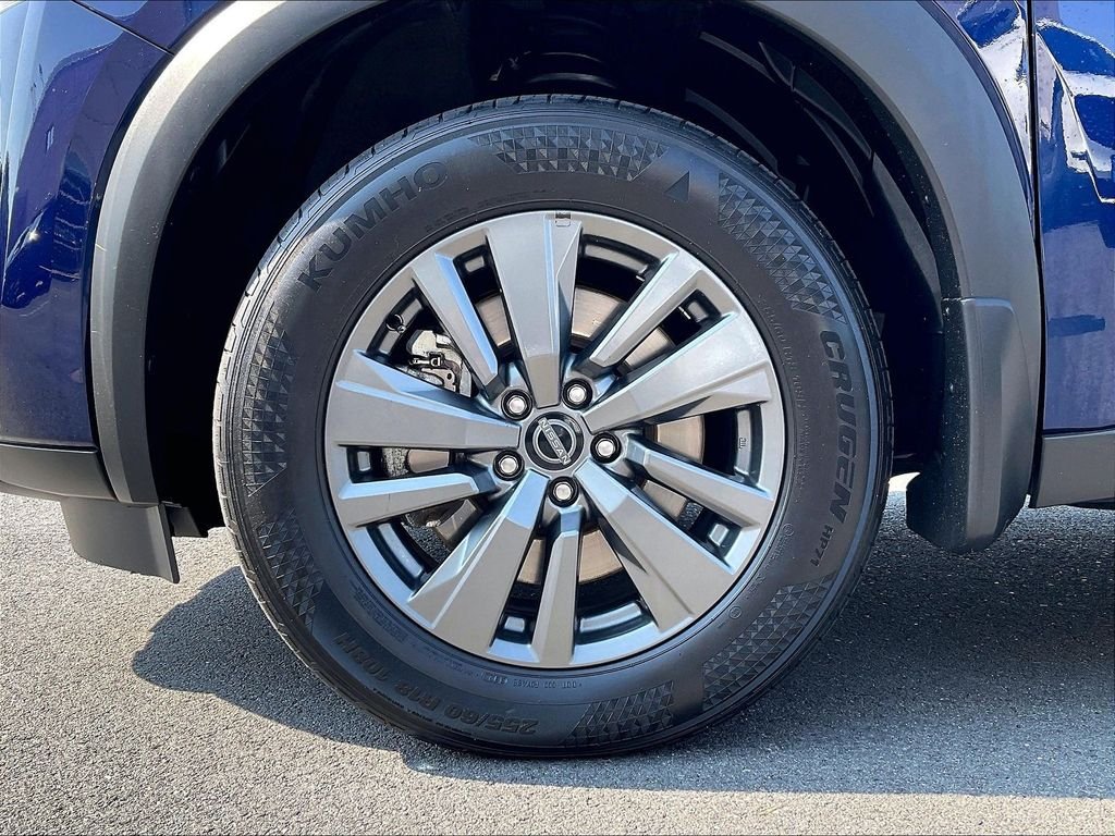 Used 2024 Deep Ocean Blue Pearl Nissan SV image 7