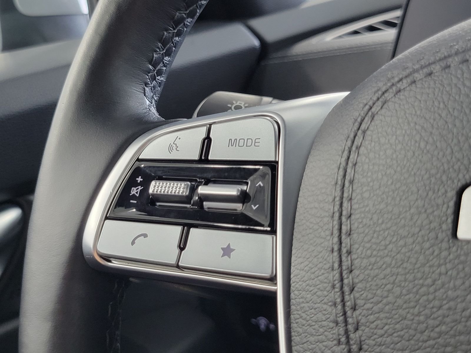 Used 2024 Gray Kia EX X-Line image 16