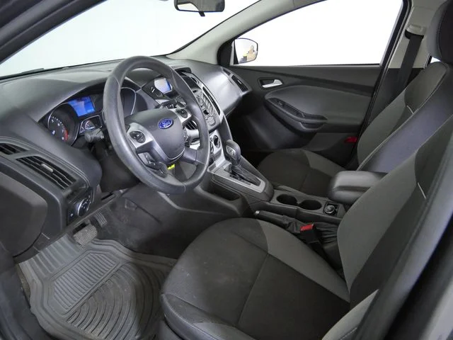 Used 2013  Ford SE image 21