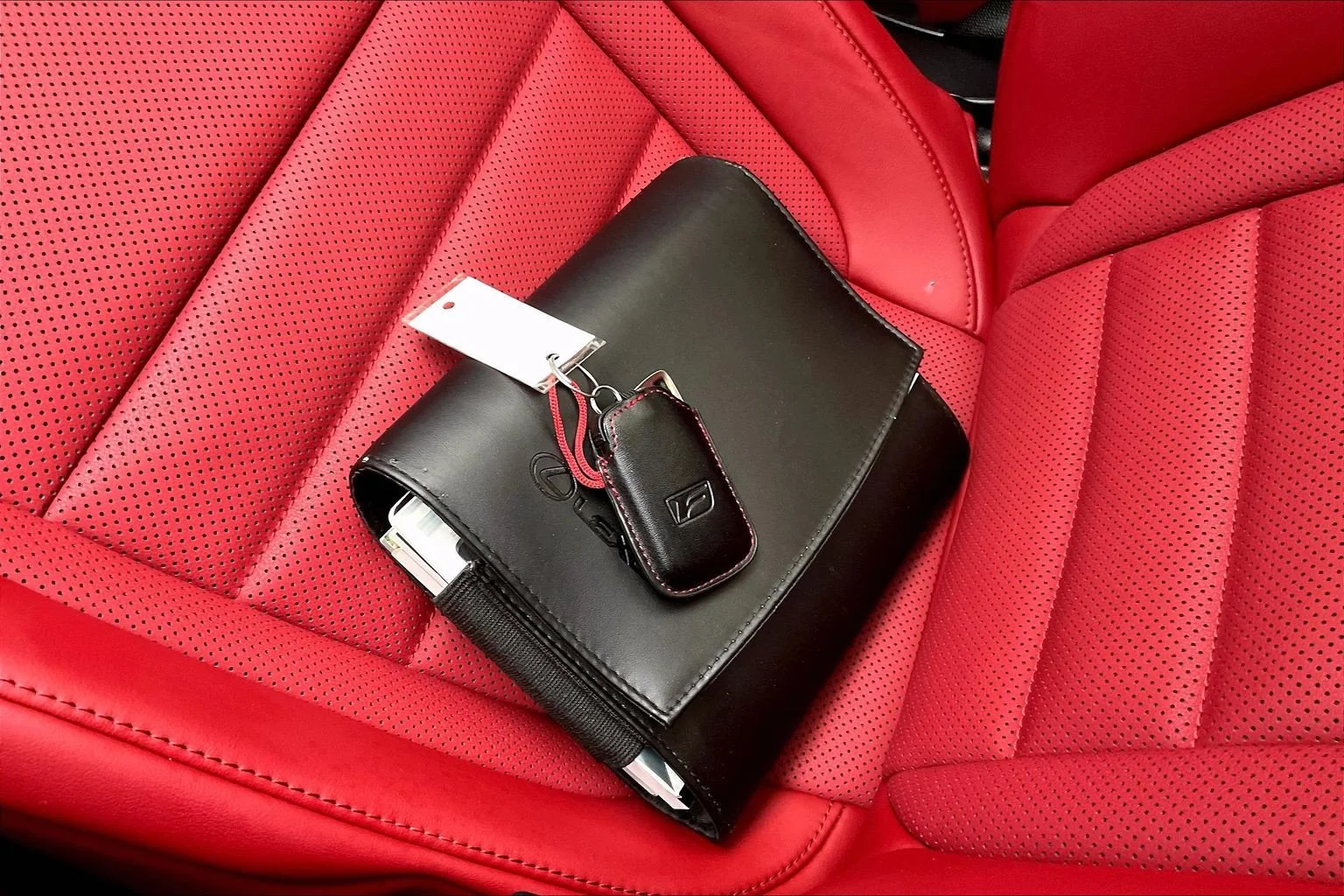 Used 2022 Ultra White Lexus 350 F SPORT image 11
