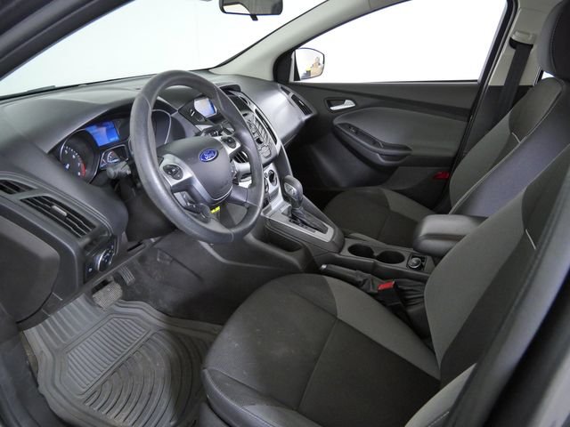 Used 2013  Ford SE image 21