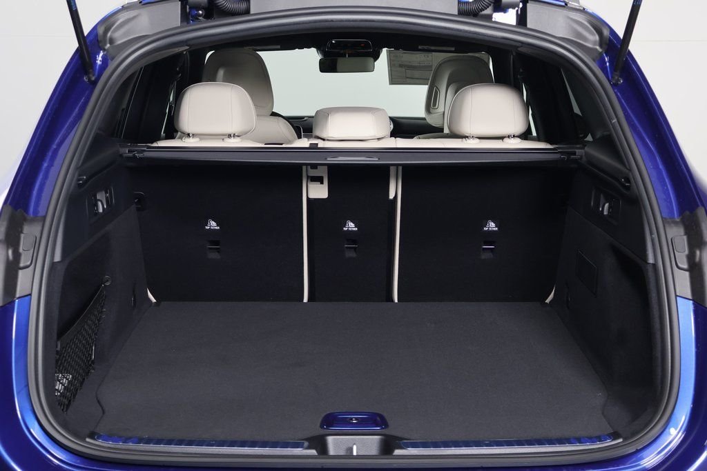 New 2027 Starling Blue Metallic Mercedes-Benz GLC 300 image 8
