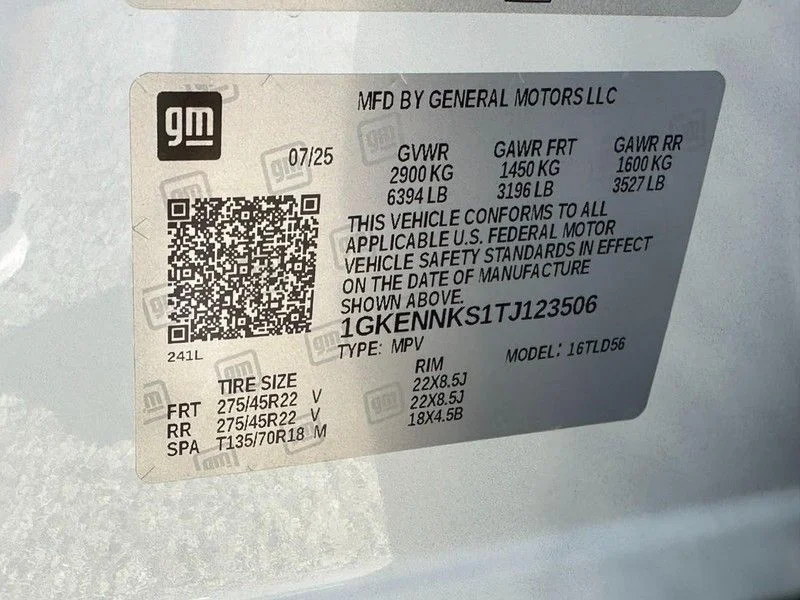 New 2026 Glacier White Tricoat GMC Elevation image 18