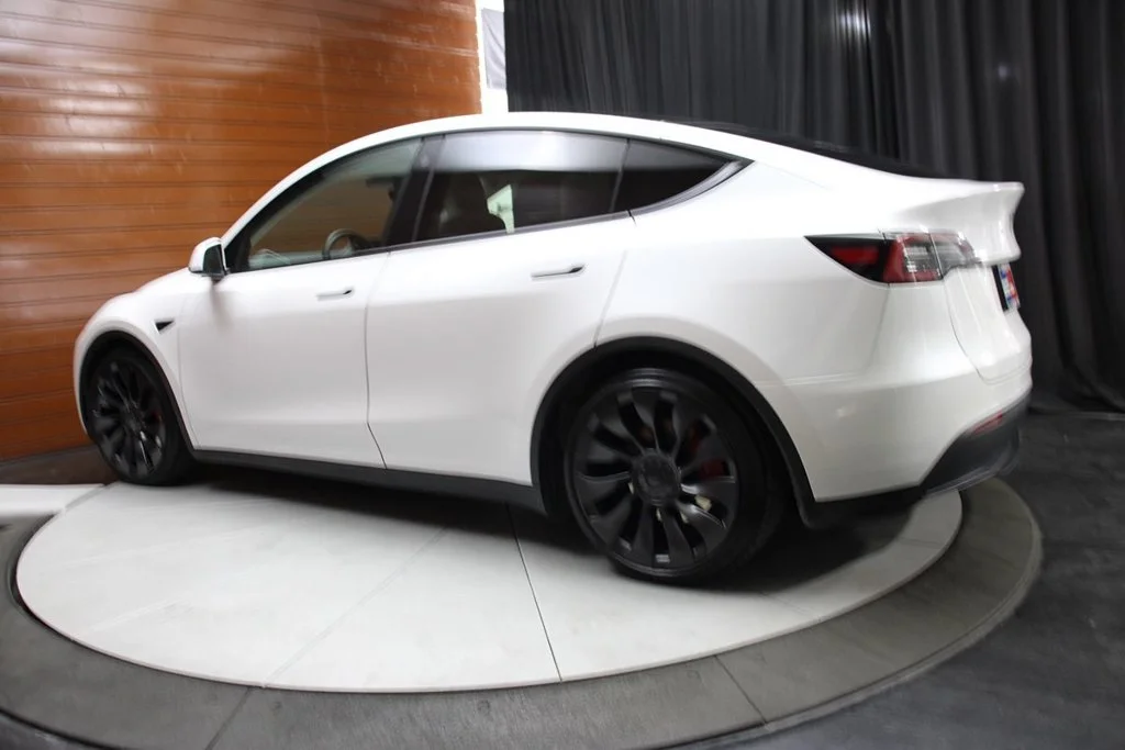 Used 2023 Pearl White Multi-Coat Tesla Performance image 14