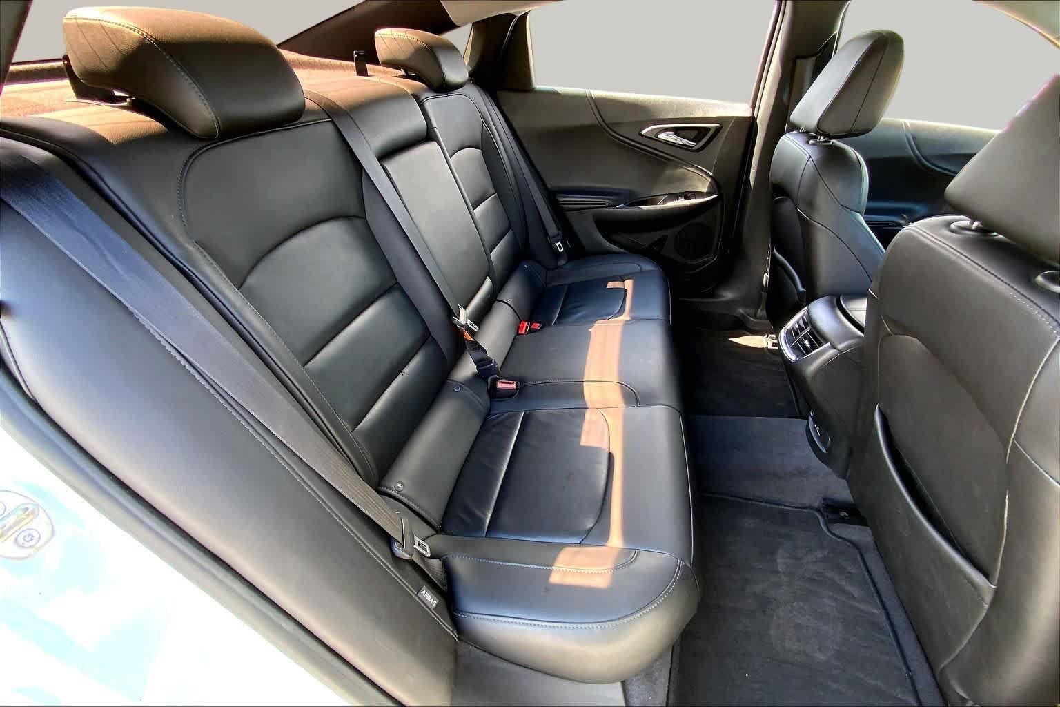 Used 2017 Summit White Chevrolet LT image 19