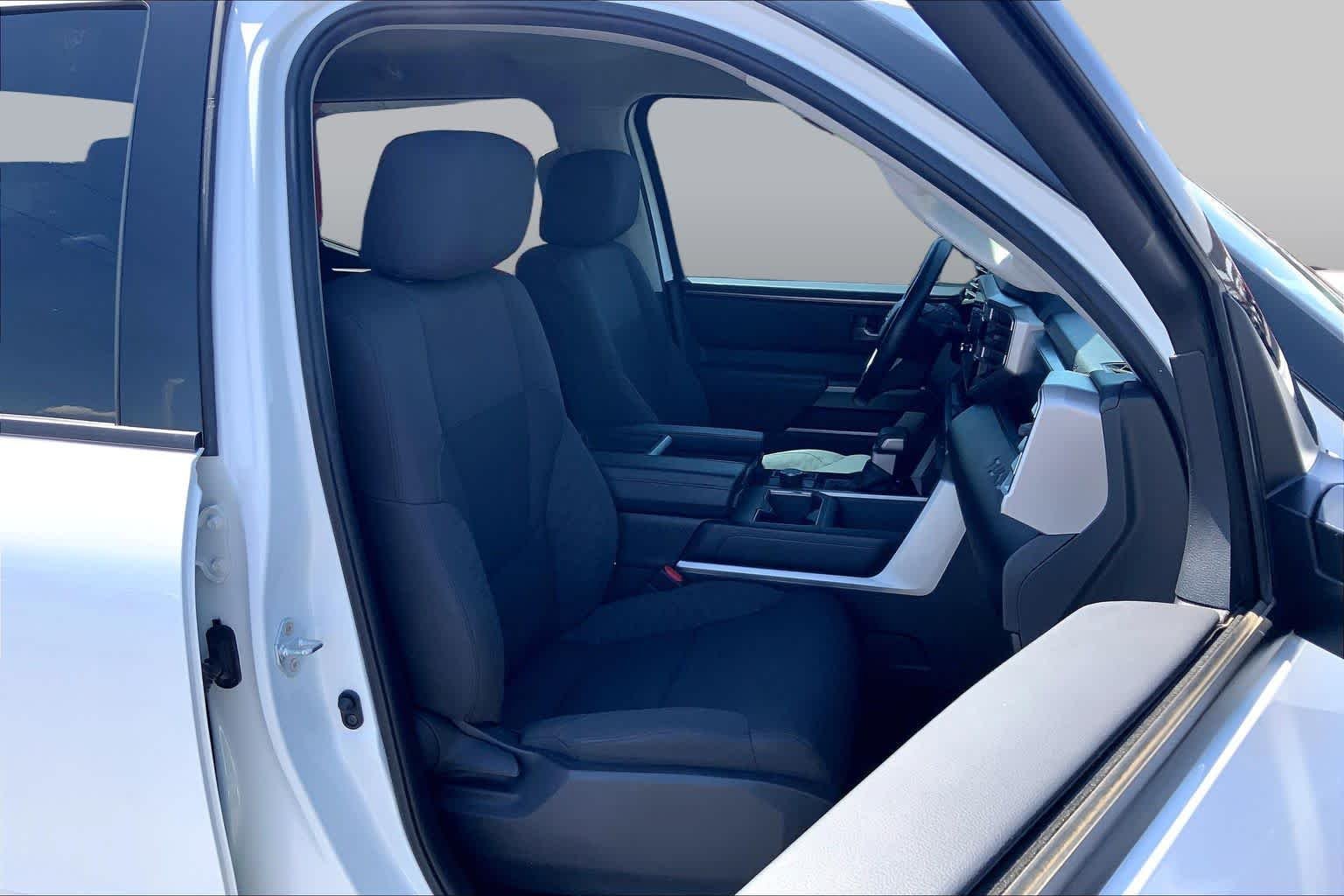 Used 2023 Ice Cap Toyota SR5 image 9