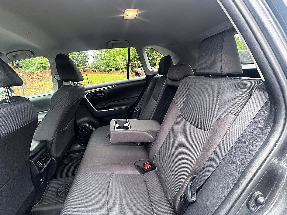 Used 2022 Magnetic Gray Metallic Toyota LE image 10