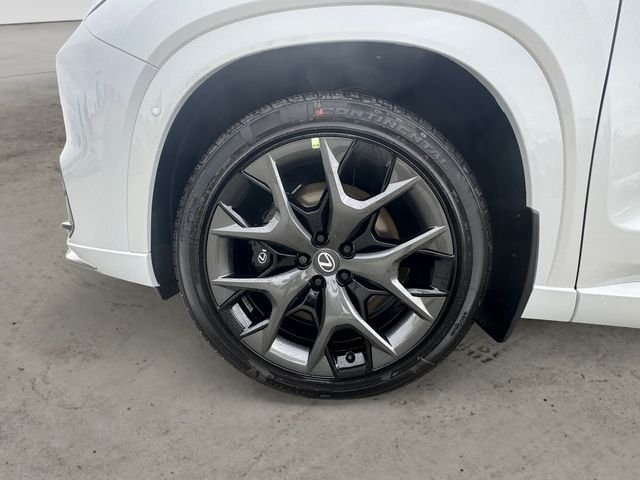 New 2026 Wind Chill Pearl Lexus TX 500h F SPORT PERFORMANCE LUXURY AWD image 9